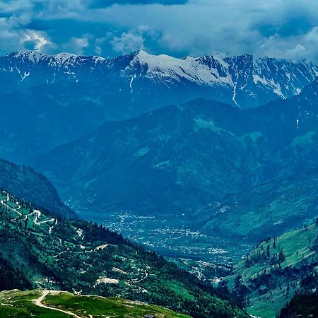 Hotel Green Link -#Near Volvo Bus Stand #Mountain View #River View #Open Terrace Manāli Kültér fotó